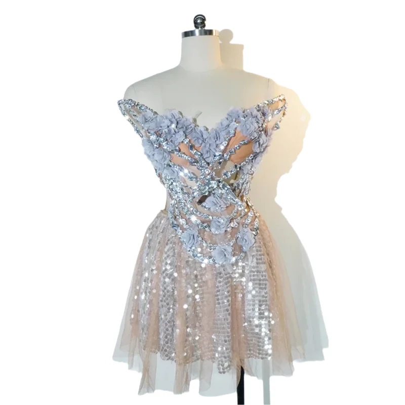 Elegante abito da cantante con paillettes di cristallo per le donne Fiore senza schienale Discoteca Party Stage Ds Celebrare Drag Queen Pole Dance Clothin