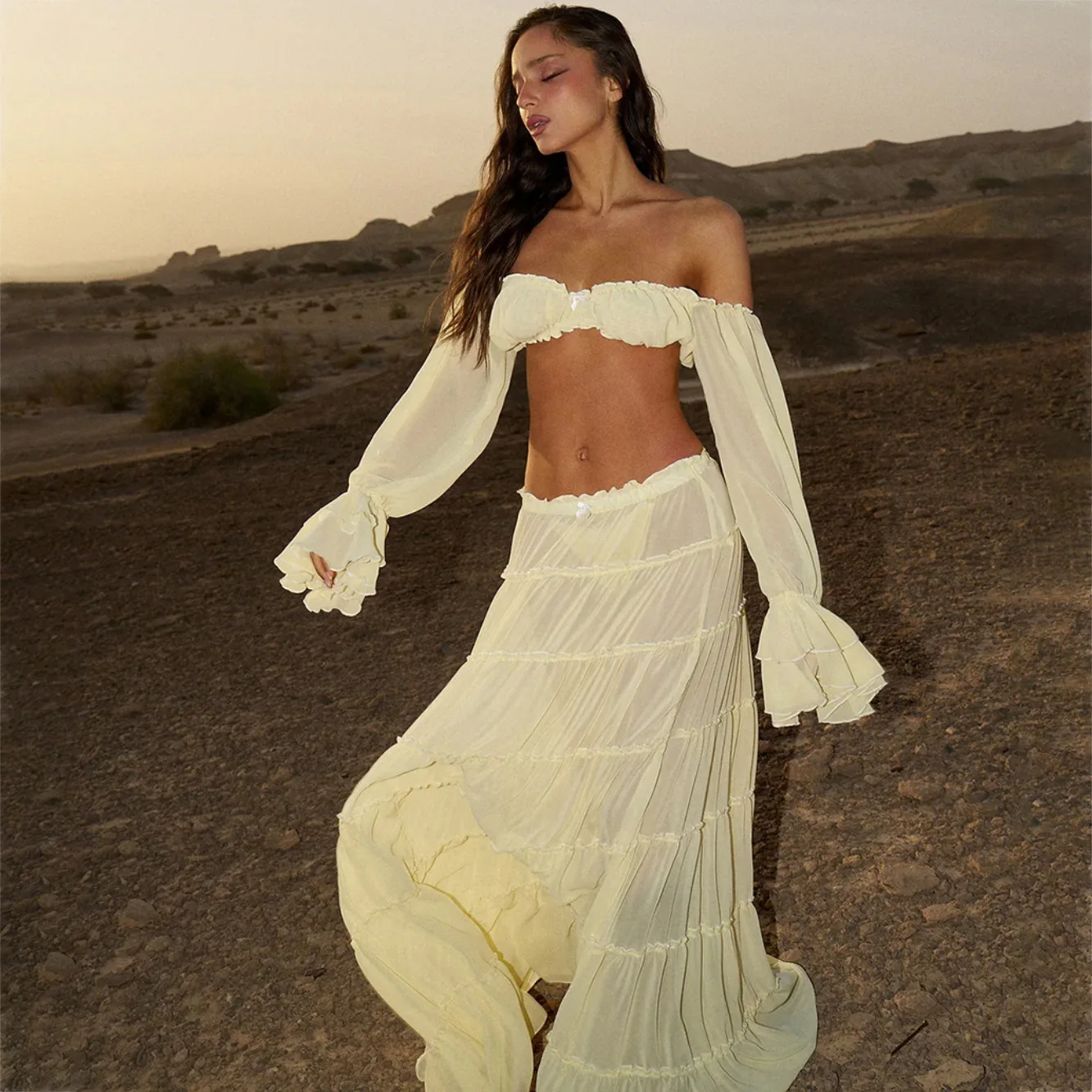 

Сексуальный купальник-бикини с открытыми плечами и длинной юбкой, модный женский купальник с расклешенными рукавами и рюшами, женский купальный костюм