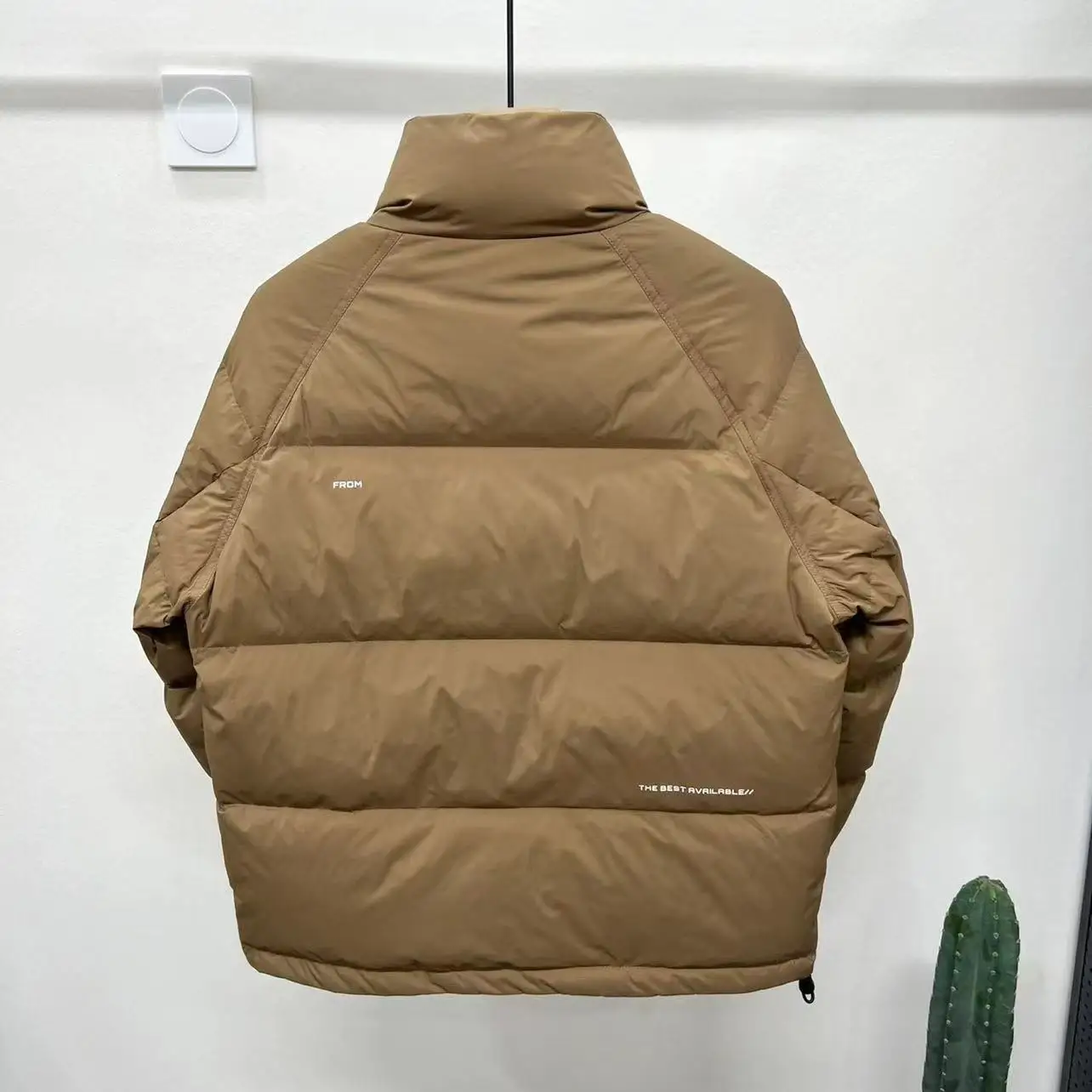 Winter Men Down Jacket Warm Stand-up Collar Zipper White Duck Down Coat Long Sleeves Business Casual Jacket Luxury Brand Tops