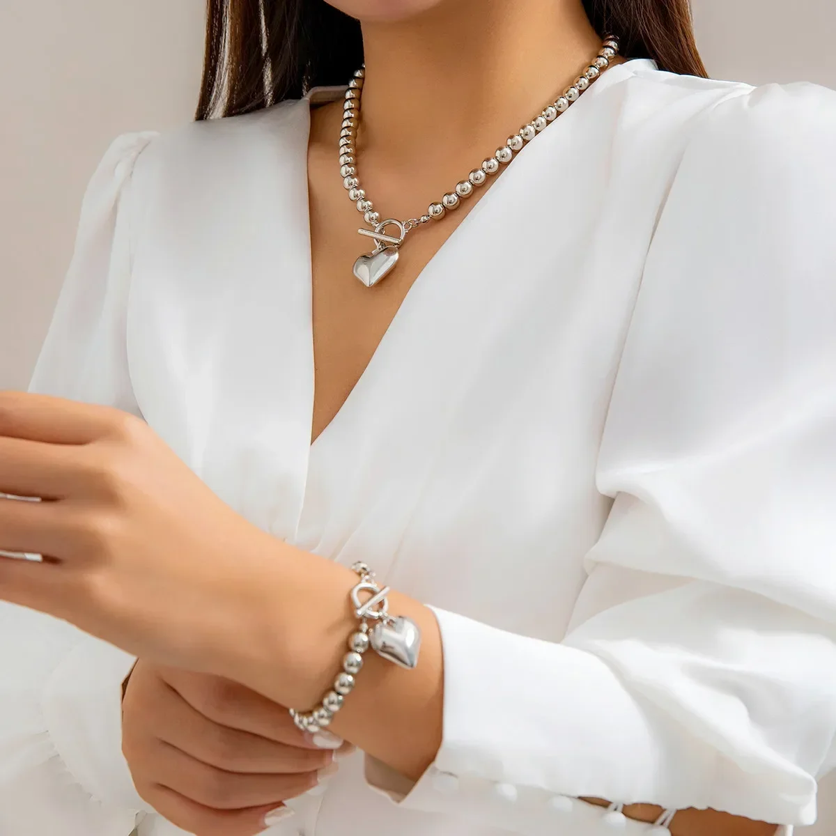 2Pcs Luxury Gold Color Beads Heart Pendant Necklace Bracelet for Women Punk Vintage OT Buckle Choker Wedding Party Jewelry Set image 4