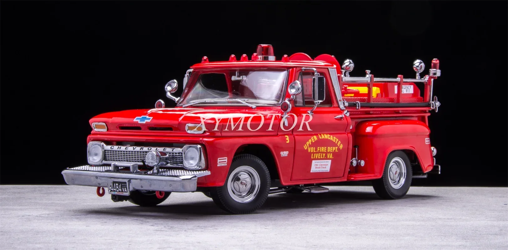 Sunstar 1/18 dla chevroleta C-20 1965 wozu strażackiego metalowy samochód Model odlewu czerwone zabawki prezenty kolekcja ozdób hobbystycznych