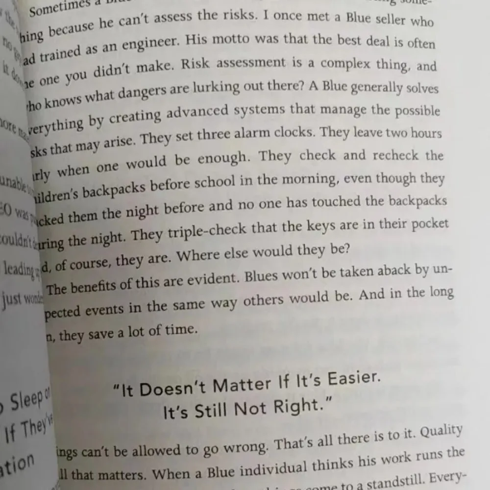 جديد @ محاط بالبلهاء أنواع السلوك البشري الأربعة بقلم توماس إريكسون رواية الكتاب الإنجليزي الأكثر مبيعًا