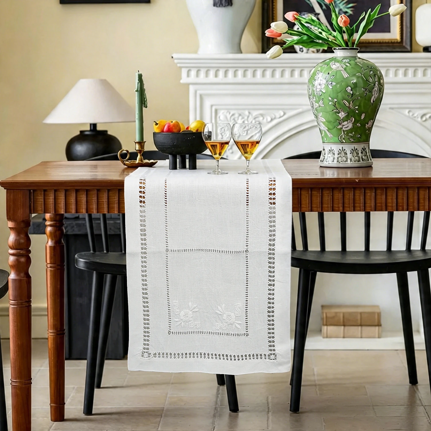 Handgefertigter Leinen-Tischläufer mit Stickerei – 10x33 Zoll schmaler dekorativer Schal für Kommoden, 100% reines Leinen mit exquisitem Blumenmuster, elegant – Detail 1