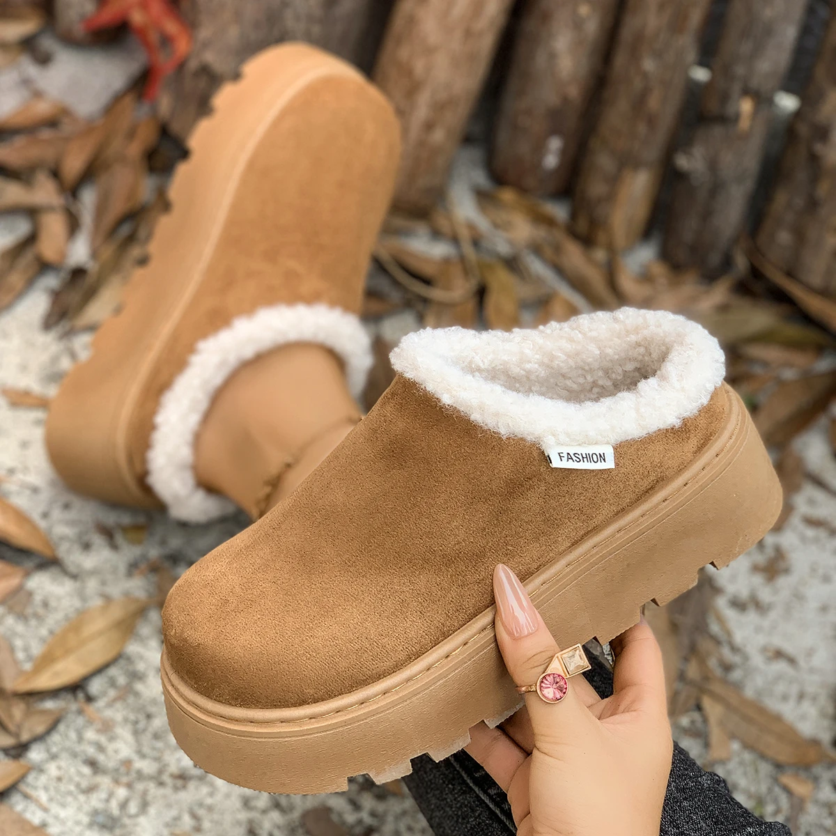 

Women Snow Boots Round Toe Slip on Warm Shoes Women New Winter Comfortable Solid Color Platform Ankle Boots Zapatos De Mujer