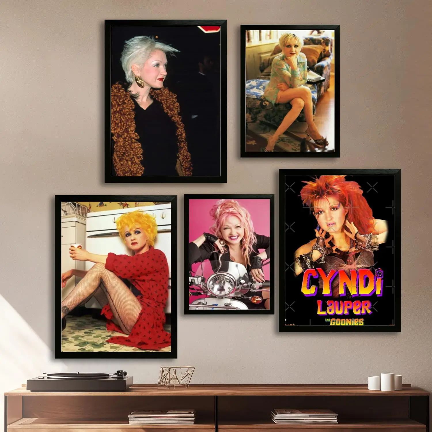 cindy lauper Canvas Art Poster and Wall Art, Picture Print, Modern Family Bedroom Decor, Posters,Decorative painting