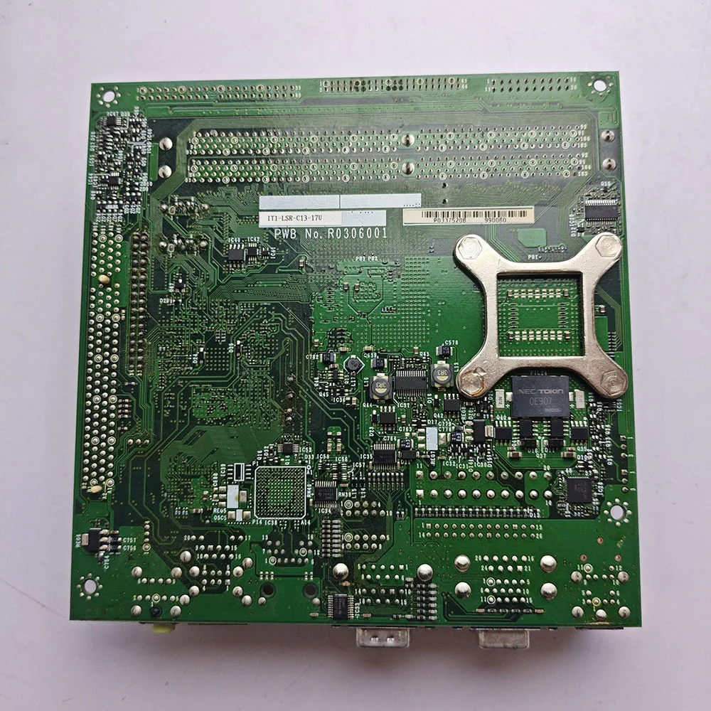 

IT1-LSR-C13-17U PWB NO.R0306001 Dual Network Port Industrial Board