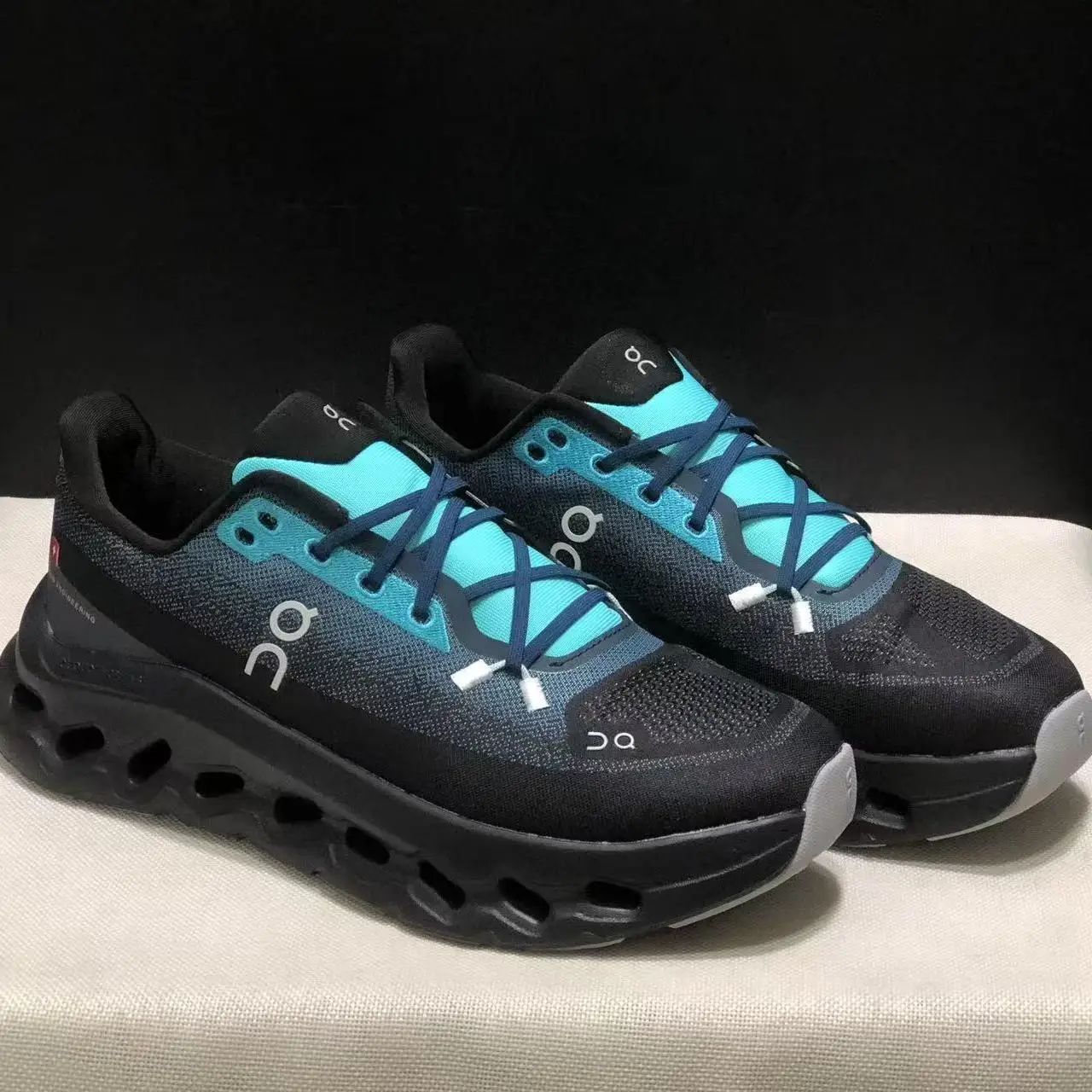 Versterkte teenkap Shox Column Trainers Anti-impact schoenen voor ruig terrein buitensporten seohS asicseS