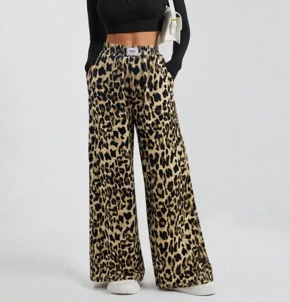 

Retro Fashion Leopard Print Wide Leg Pants for Women High-Waisted Autumn Winter Loose Sagging Trousers