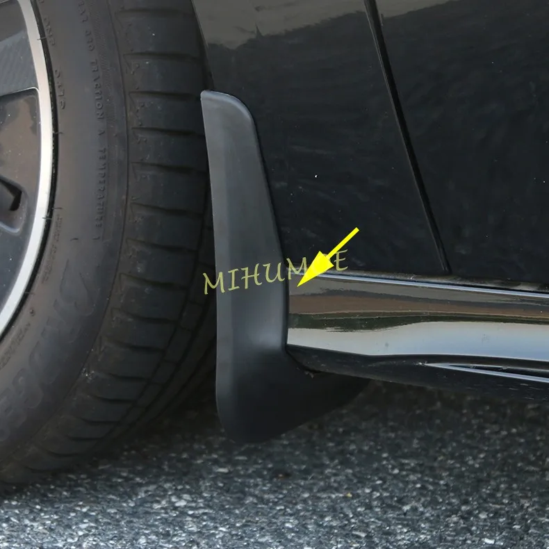 

Front Rear Wheel Mud Flaps Splash Guards For 2019-2025 MERCEDES-BENZ A200 A180 A250 Class V177 Mudflaps Mudguards With Screw