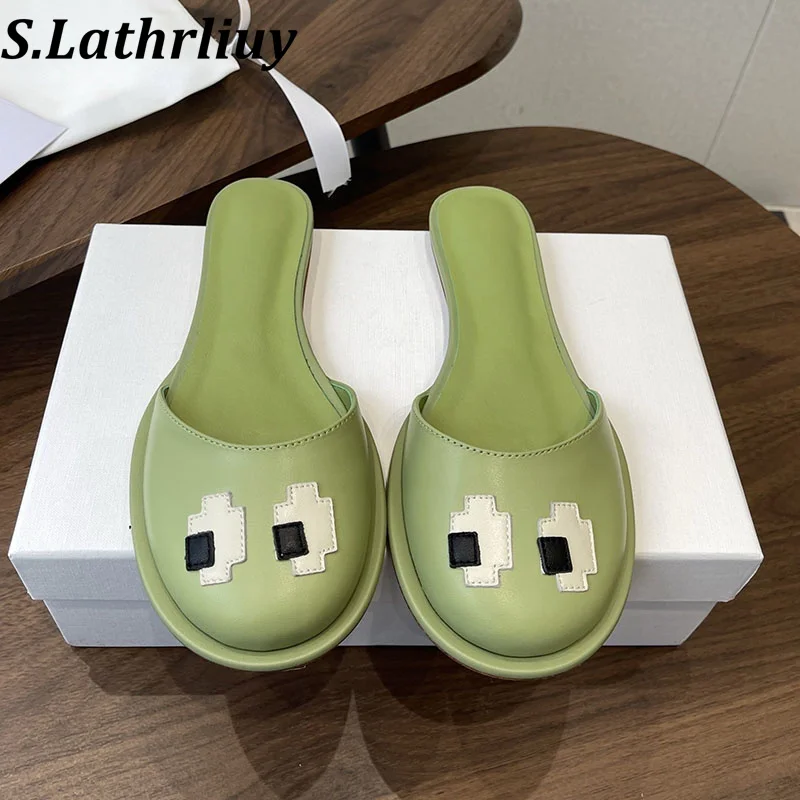 2026 Women's Solid Color Leather Cartoon Design Office Commuter Slippers Lightweight and Comfortable Vacation Casual Flat Shoes
