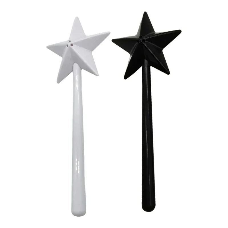 

1PCS New 3Holes Plastic Star Salt Shakers Creative Long Hand Plastics Salt Pepper Magic Wands Seasoning Container Household