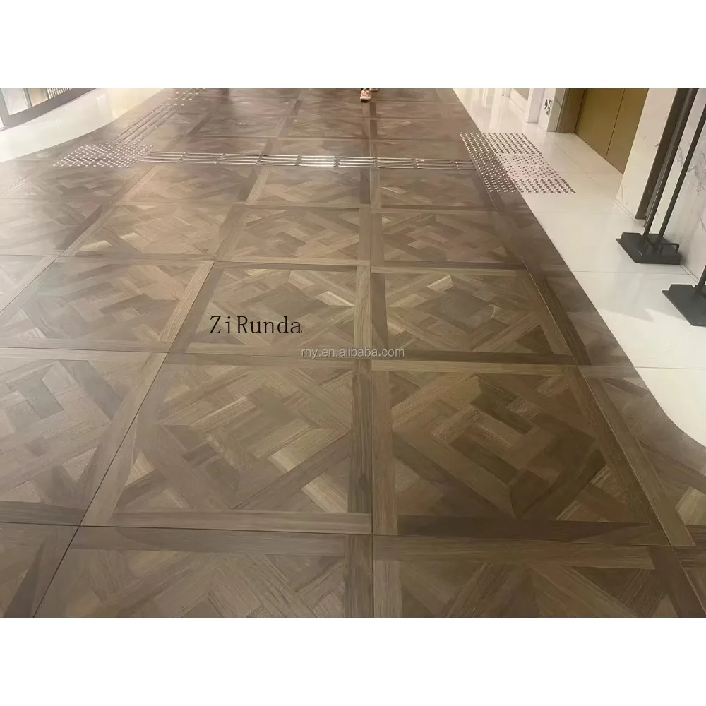 نسخة مخصصة من الباركيه مع مسامير خشبية 4 مم من قشرة البلوط العلوية ألواح هندسية للفيلات