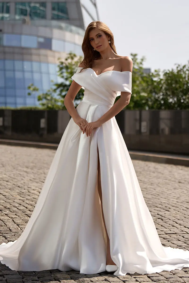 Elegant Satin A-line Wedding Dress  Short Sleeve Stunning Lace Up Back Charming Robe De Mariee For Women Side Slit With Pocket