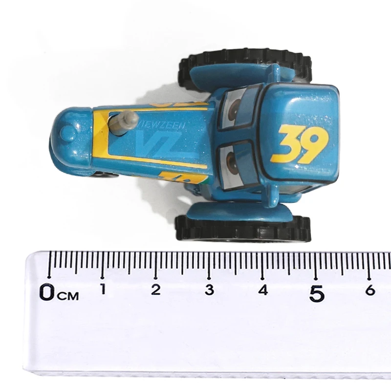 Pixar Cars 1/55 Maßstab Chewall Calf Traktor Modell Metall Kinder Spielzeugauto Legierung Rennmodell Sammlerstück Geburtstagsgeschenke – Detail 7