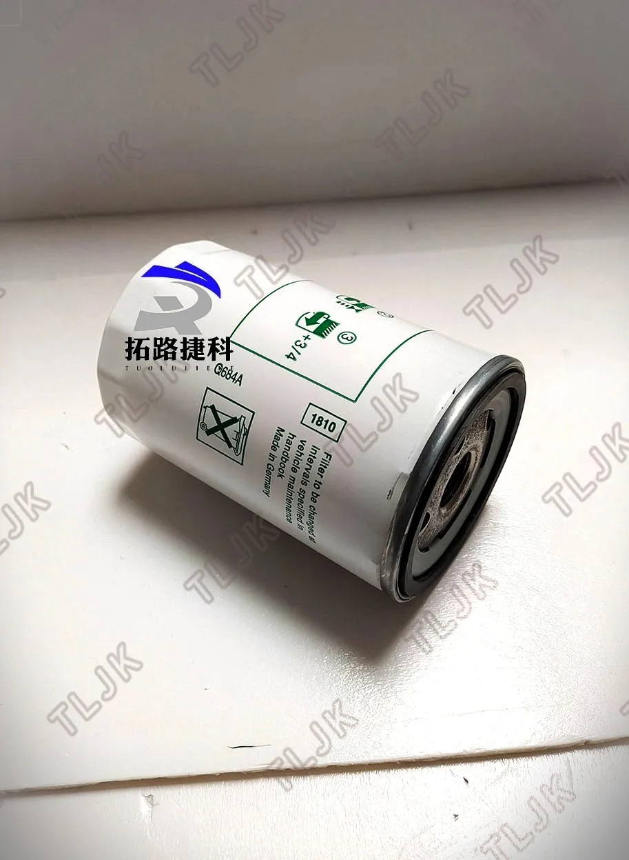 

Engine oil grid (machine filter) 3.0 for jaguar XJ and XF, the model number is C2D56297=XR858593=XR823395.