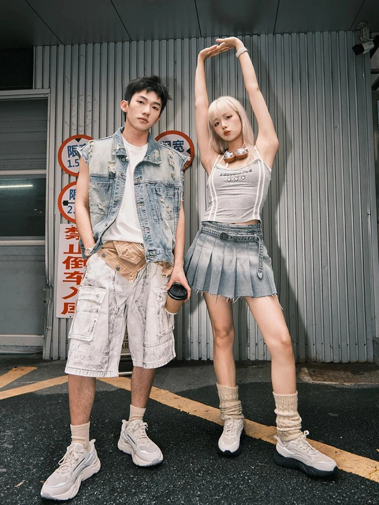 

American Washed Denim Vest Unisex Summer Casual Loose Fit Sleeveless Vintage Style Outerwear for Youth Daily Wear