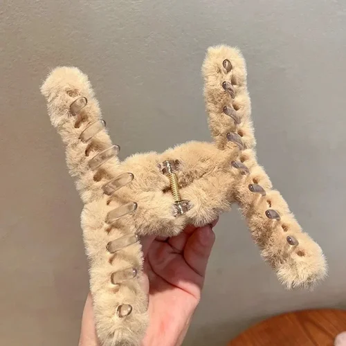 Imagen 2 del producto Pinza para el pelo de piel sintética para mujer, pasador de cangrejo acrílico elegante, horquilla, accesorios para el cabello para niña, tocado peludo, pinza para el pelo