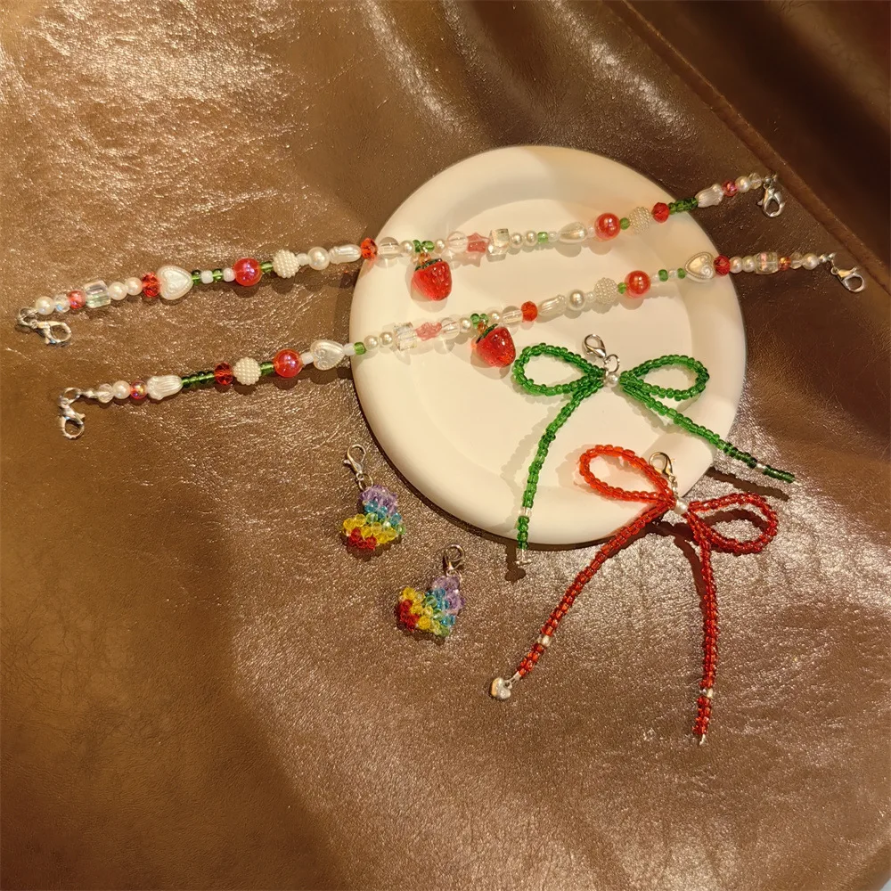 New Red Green Christmas Colors Shoe Laces Charms for Sneakers Pearl Strawberry Chain Shoe Charm Buckle Shoes Decorations 1 Pcs