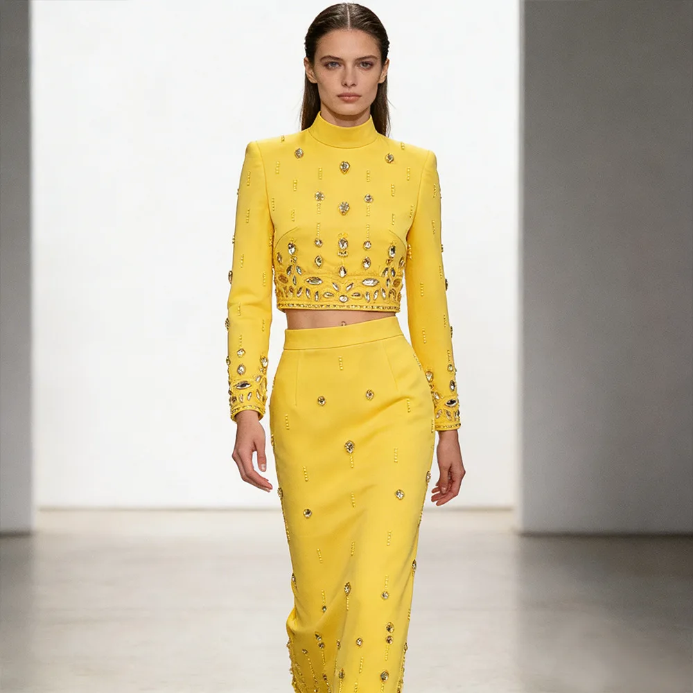 

Комплект из 2 предметов: элегантный укороченный топ и длинная юбка с бисером, кристаллами и стразами, для вечеринок, облегающий силуэт, весна 2026, европейский стиль