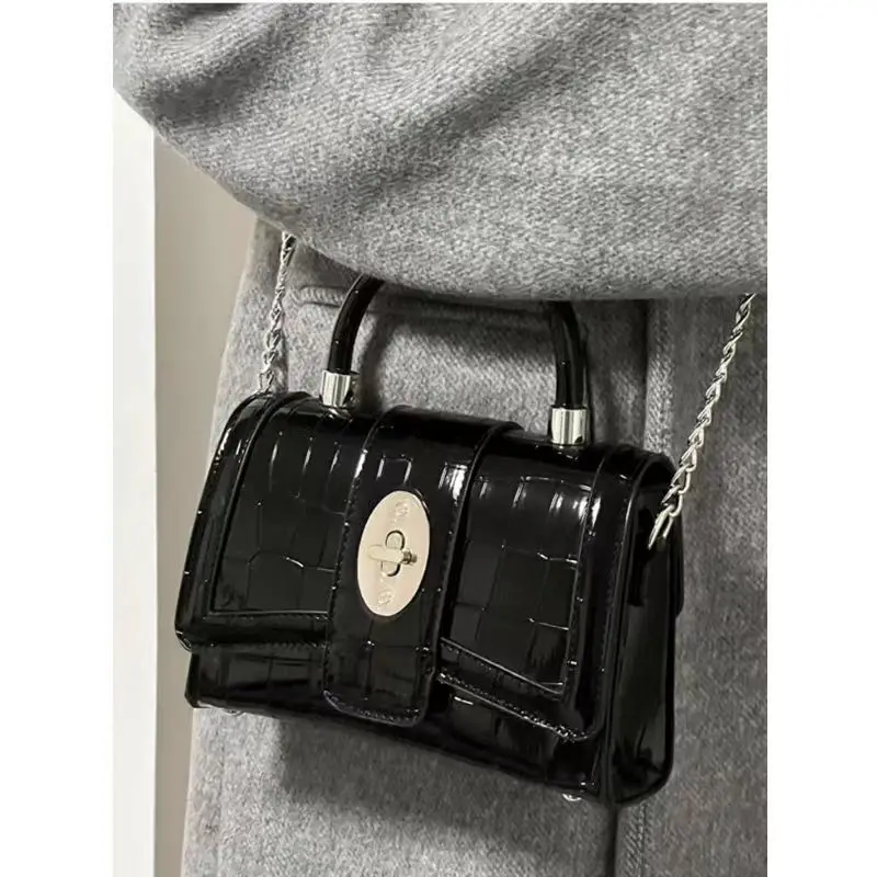 High-grade texture foreign chain patent leather motorcycle bag bag women\'s 2024 new niche hand-held shoulder crossbody  bag