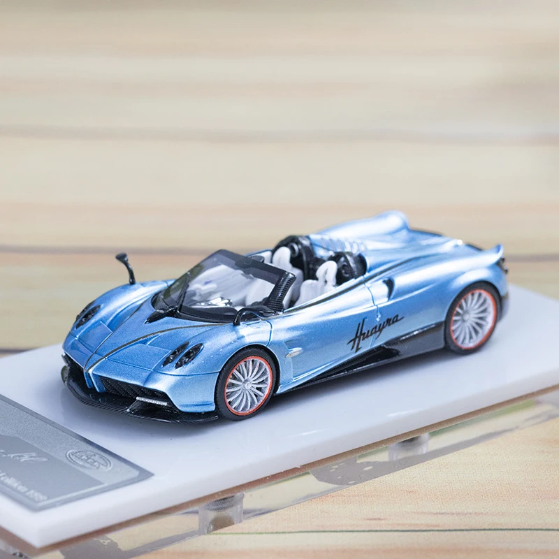 Flame 1:64 Huayra BC Convertible Resin car model limited edition