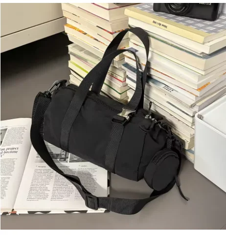

Cylinder Bag, Nylon Fabric, Large Capacity, Versatile Single Shoulder Crossbody bag Simple Hand-Held Commuting Pillow Bags Bolsa