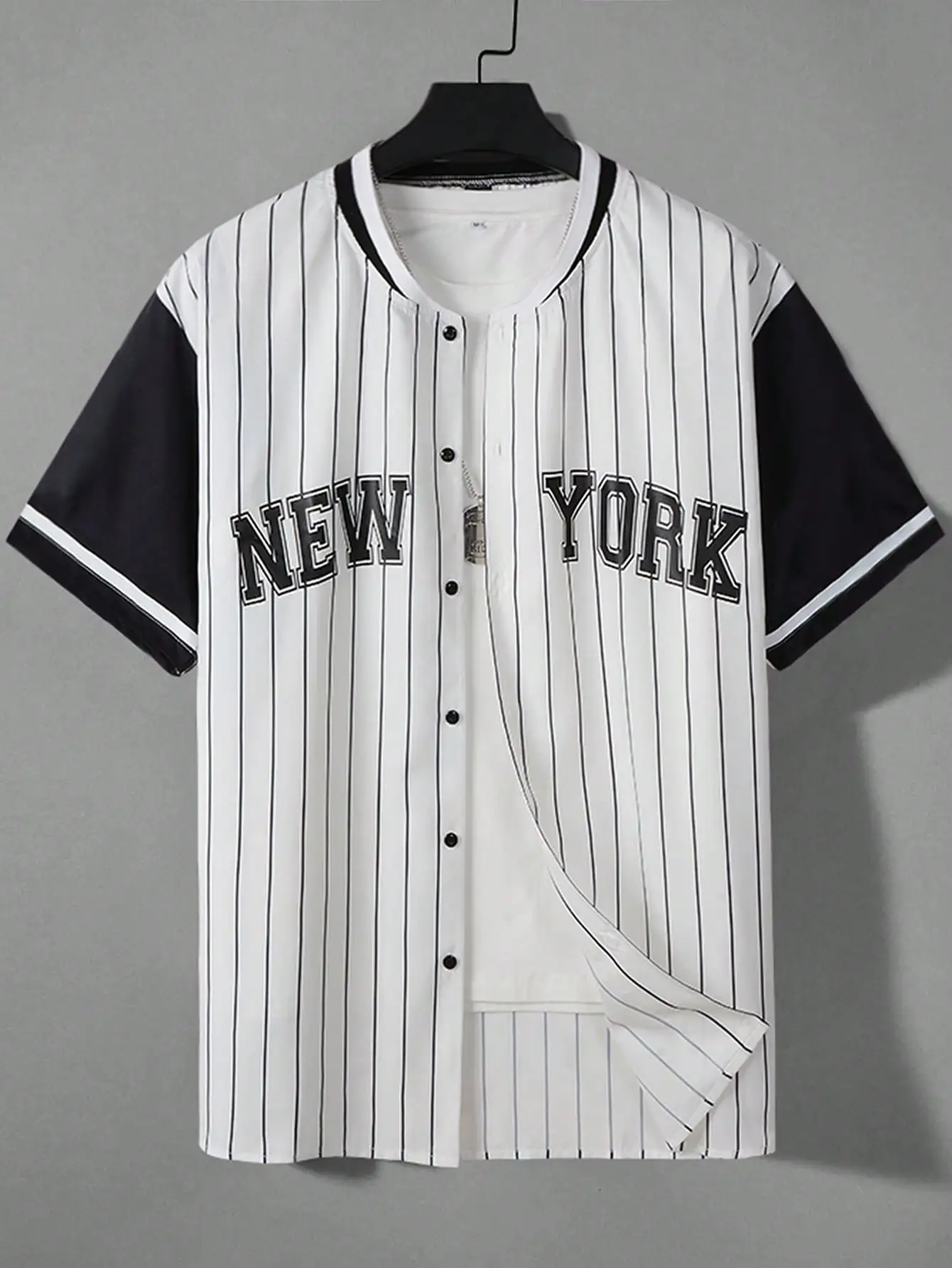 

Oversized Striped Button-Up Shirt with Bold Letter Print, Casual Baseball Style