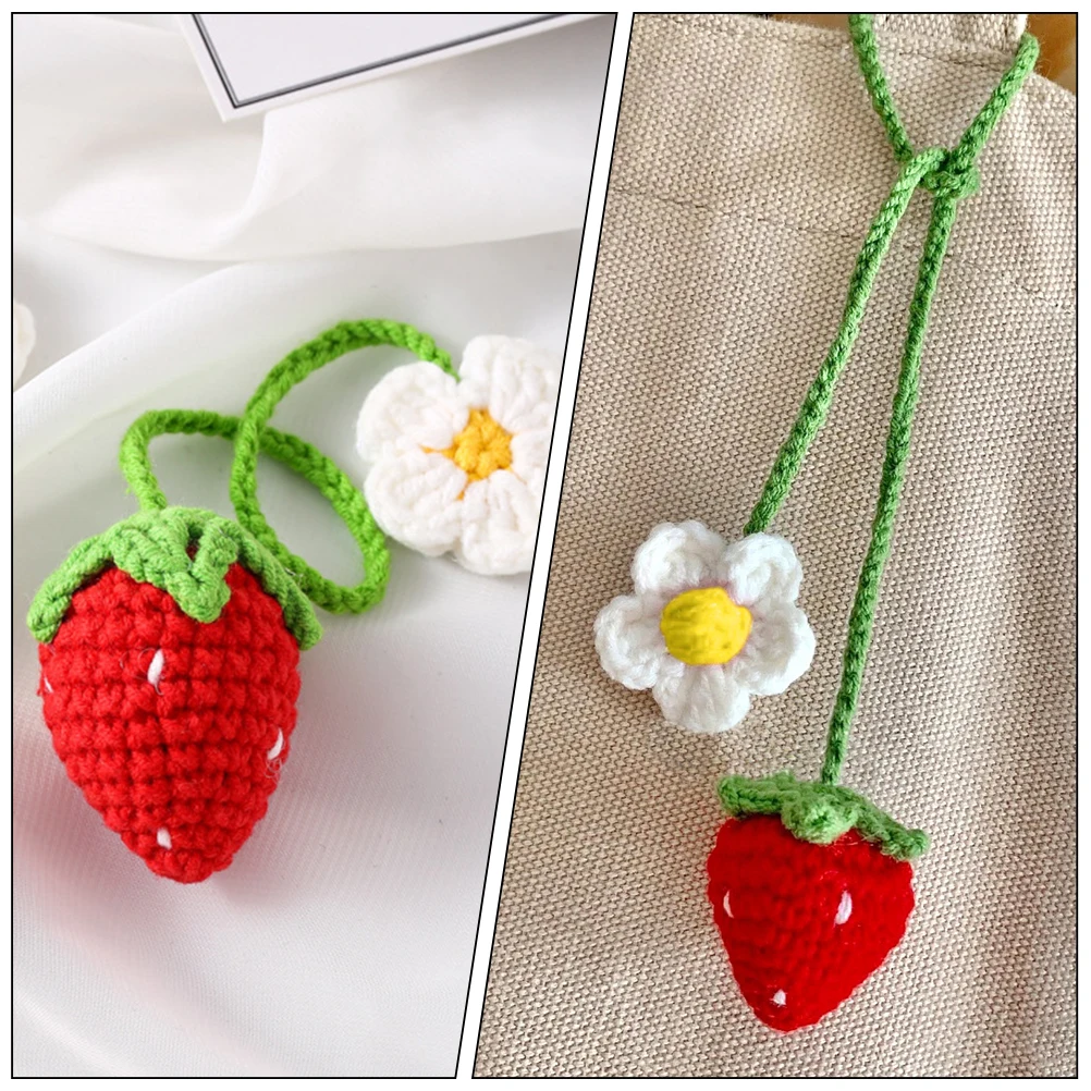 

Strawberry Car Pendant Crochet Hanging Decor Wool Material Excellent Workmanship Visual Enjoyment Gift for Family