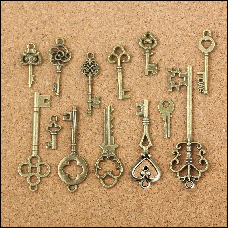 13pcs/set Retro Antique Brass Bronze Decorative Vintage Key for Steampunk Charms Pendant Jewelry DIY Making Old Looking