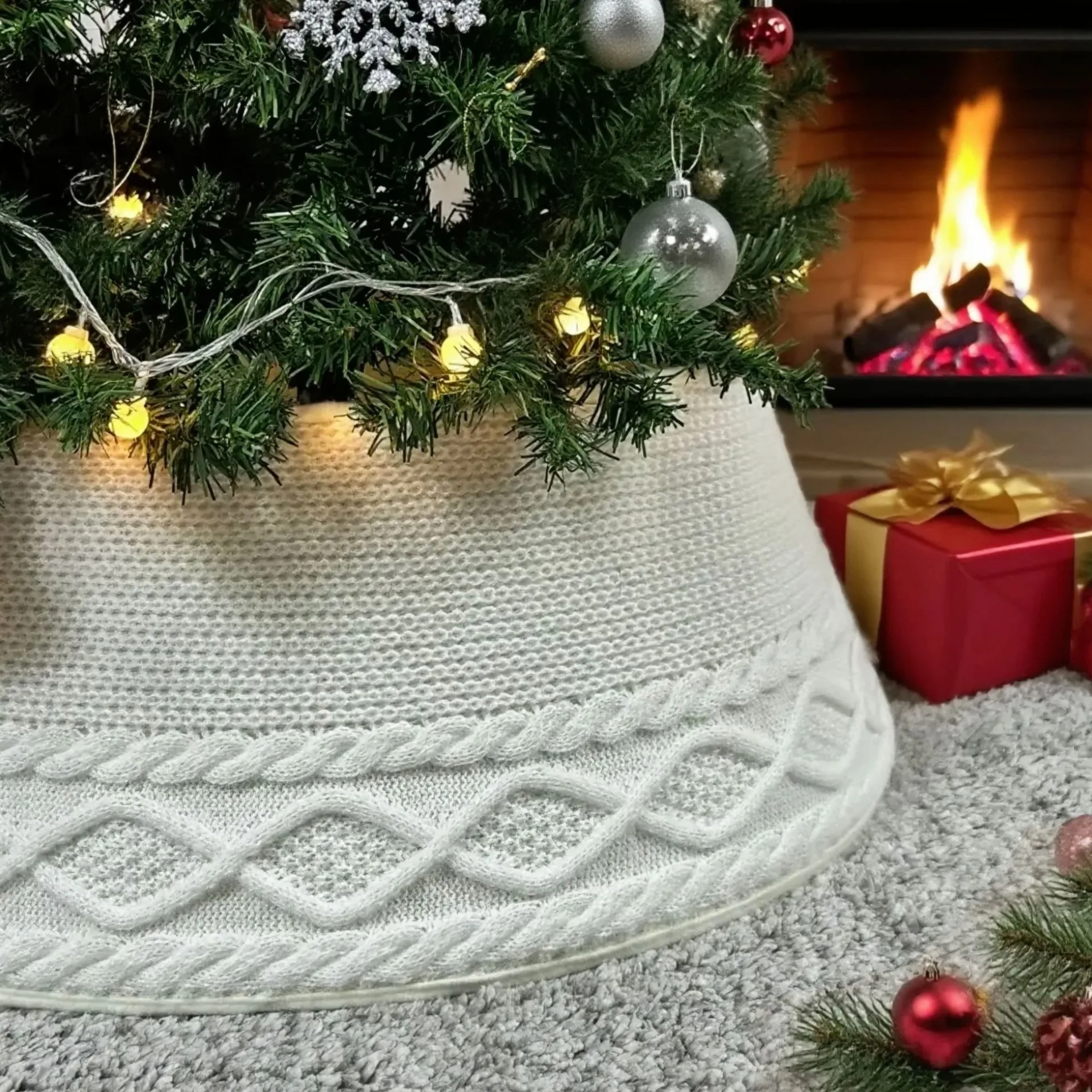 

2026 1PCS Elegant Christmas Tree Skirt Christmas Decorations Handmade Look,Knitted Design,Decorative Skirt,for Party Decorators