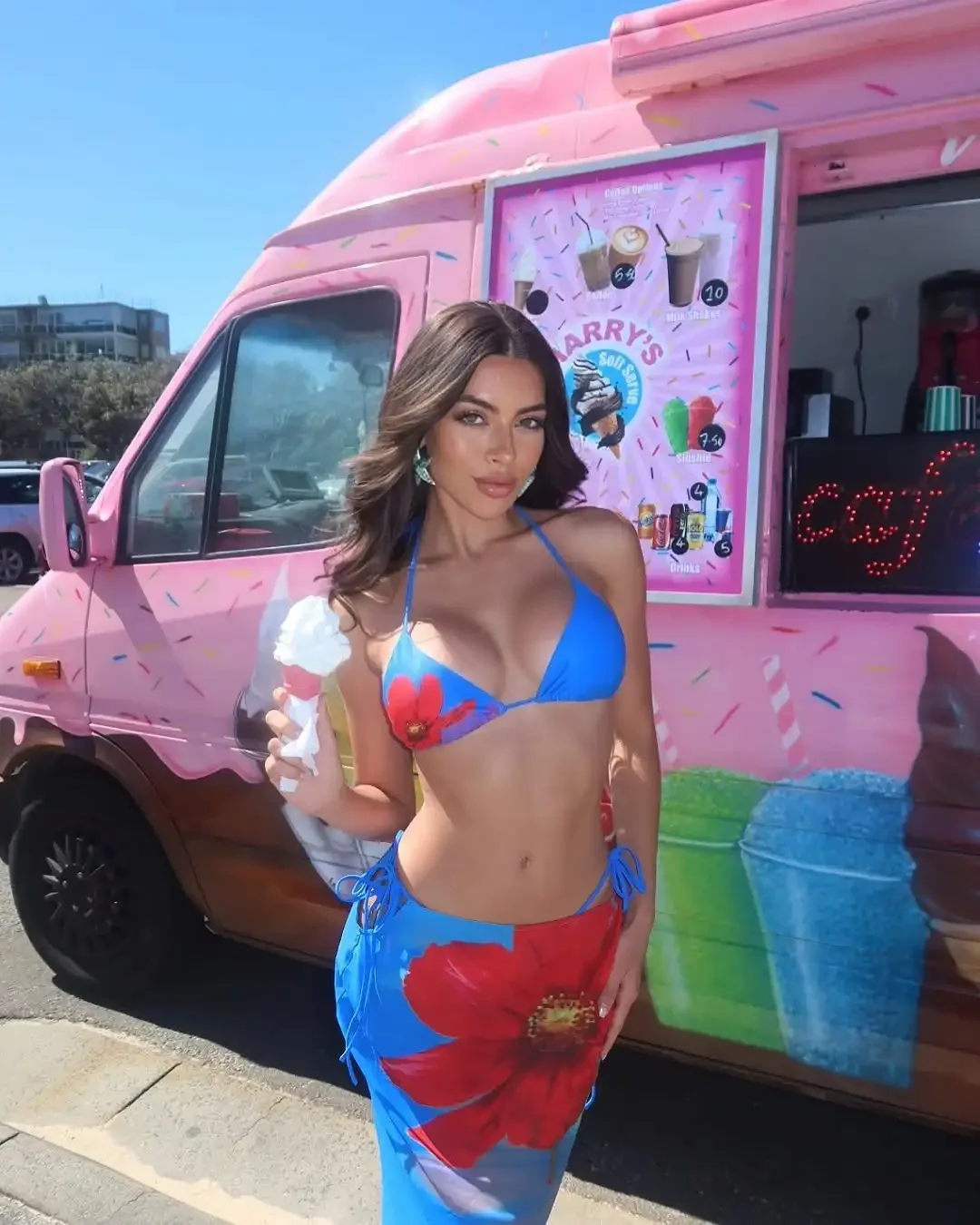 

Sexy Shell Bikini Set With Skirt Women Two-Pieces Swimsuit 2025 New High Fork Skirt Set Biquini Swimwear For Girl Clothing