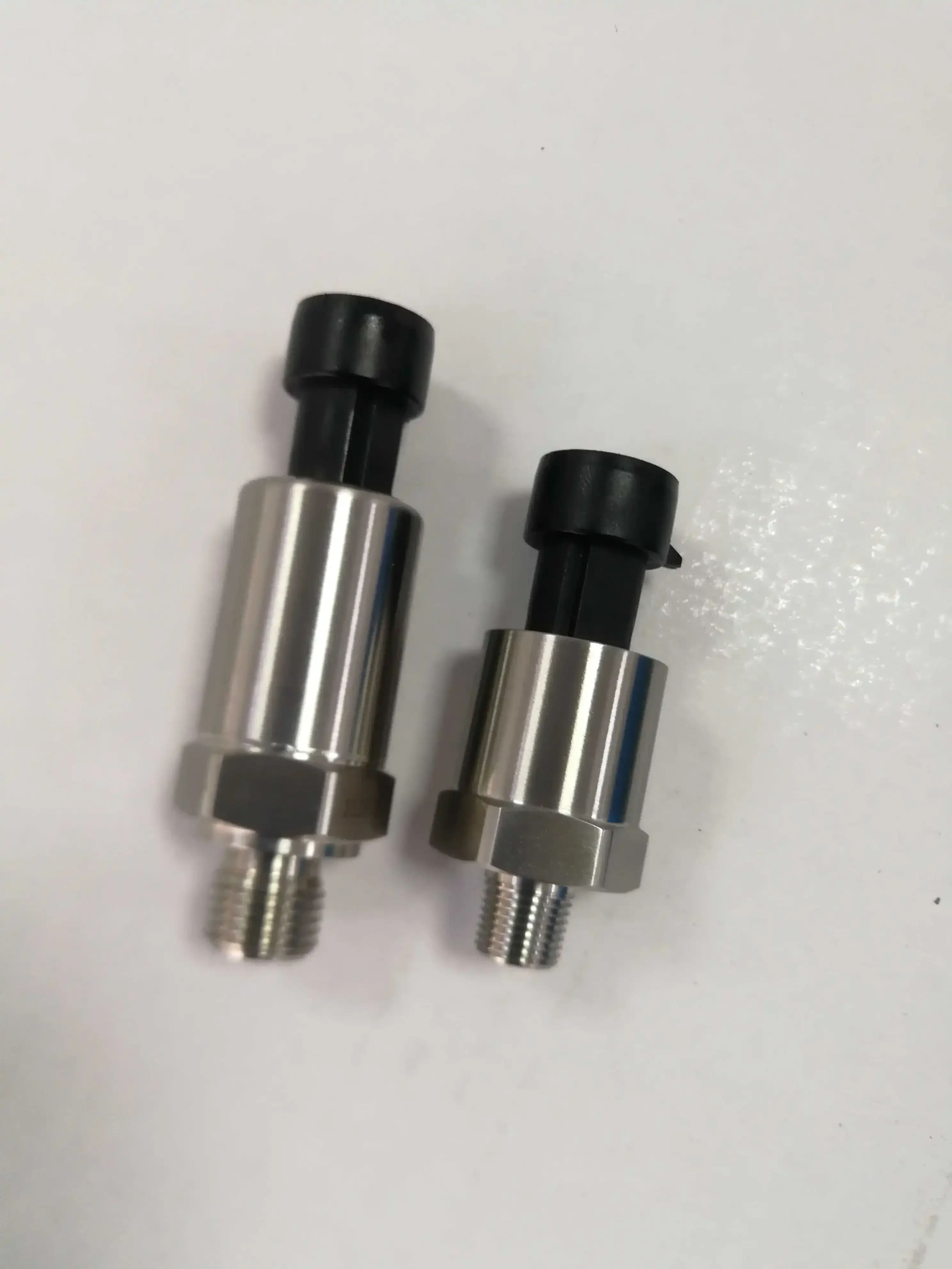 Pressure Transmitter Brake Pressure Sensor 10MPa 1500psi Customizable Formula Racing