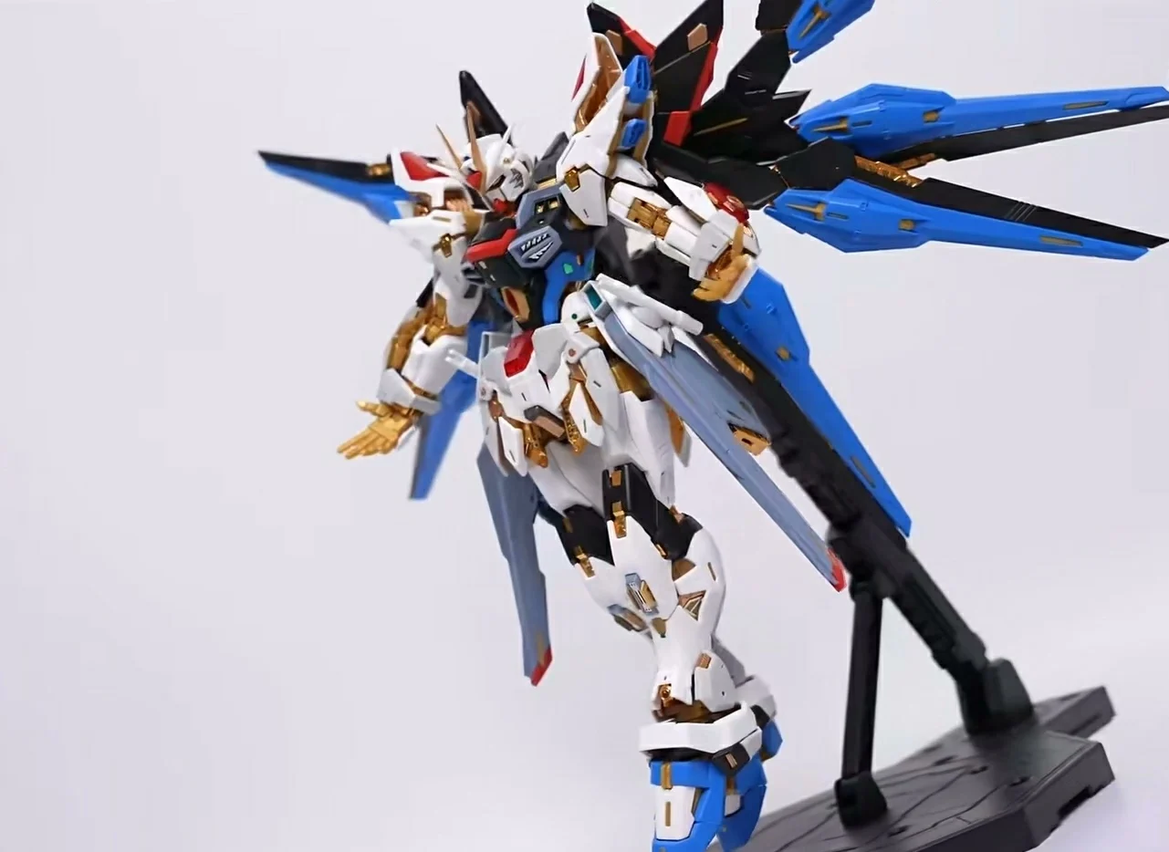 Xun Xin Model 1/100 MG MGEX Strike Freedom KO Ver Assembly Model Kit Collection Figurine Action Figures Robot Doll Toys Gifts