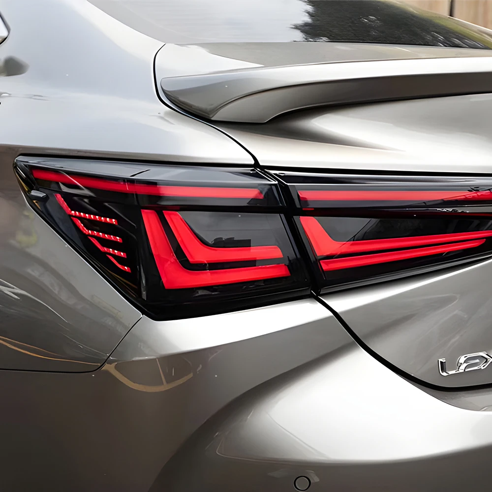 

Для Lexus ES 200 260 300 2018-2024 автоматические задние фонари, обновленный инструмент с эффектом запуска, автомобильный светодиодный светильник 2025, аксессуары для сквозных задних фонарей