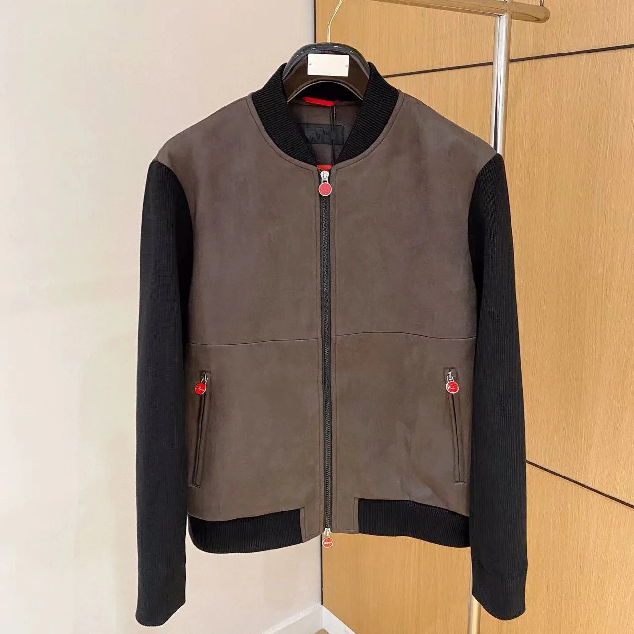 

Kiton светлая роскошная модная тонкая куртка в стиле старых денег