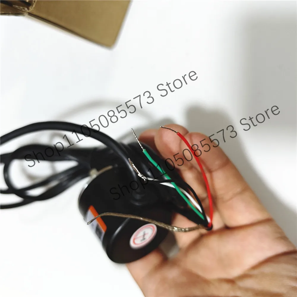 LPD3806-600BM-G5-24C 600 Pulse Solid Shaft AB Phase Incremental Photoelectric Rotary Encoder Line LPD3806-100BM-G5-24C