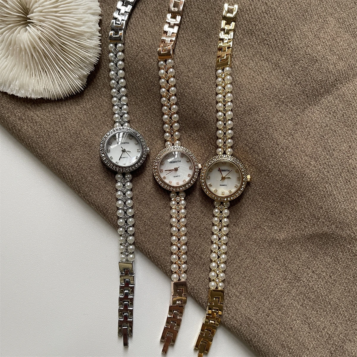 Vintage bracelet watch for women, French light luxury retro high-end ladies quartz watch, original ladies watch, female gift