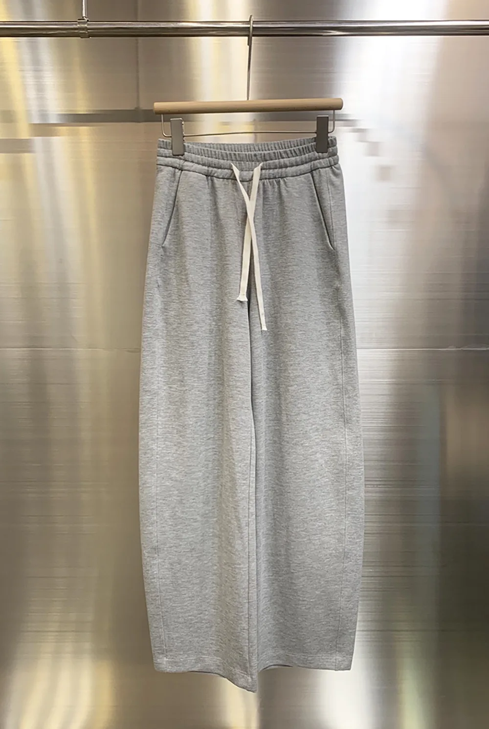 Herbst 2025 Lässige Sportliche Dstring-Hose mit Elastischem Bund, Asymmetrischer Hoher Taille und Geradem Bein, Premium-Damenhose