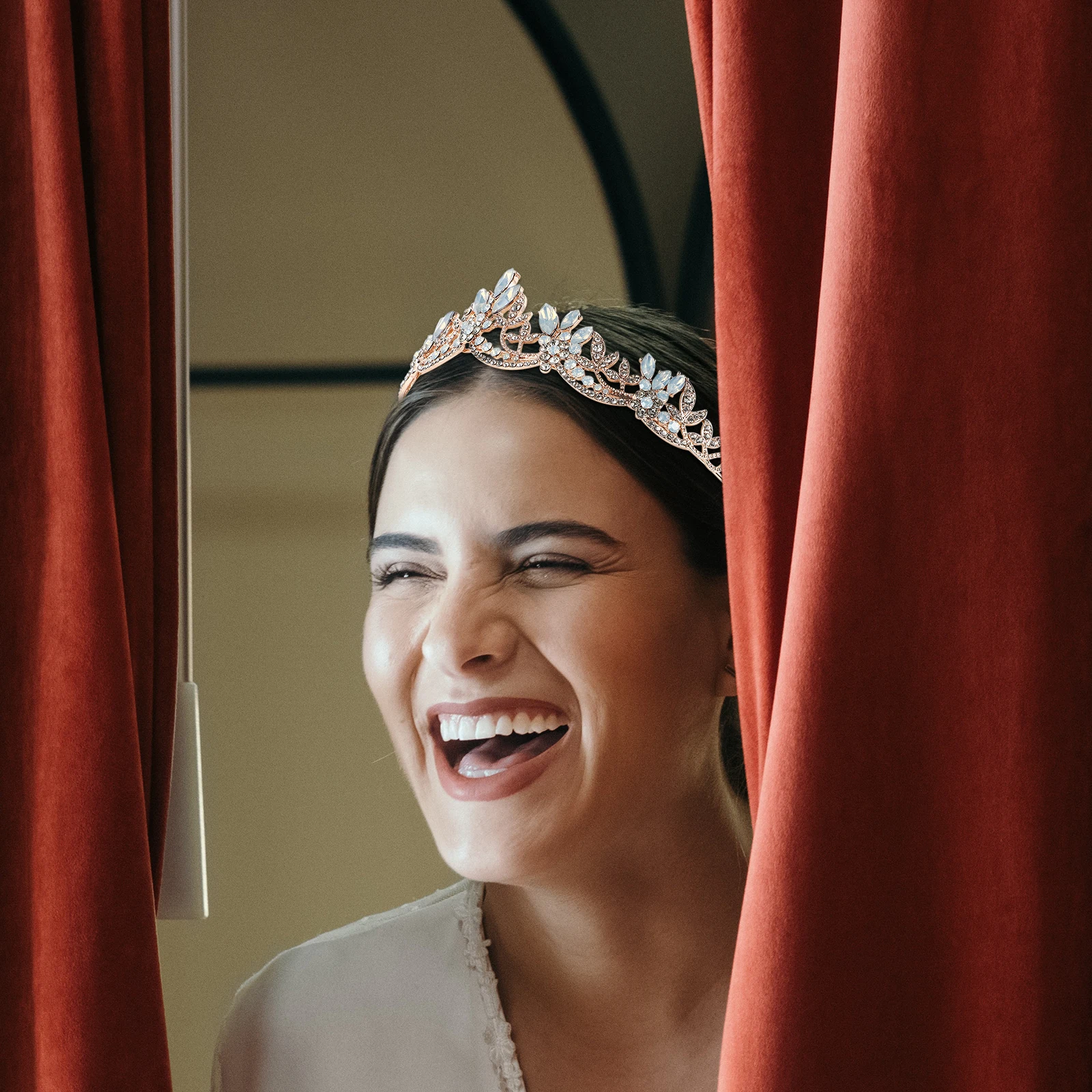 

Rhinestone Crown Wedding Hair Accessories Bridal Alloy Headwear Girls Crown Elegant Baroque Tiara Krone Opal Glass Hairstyle