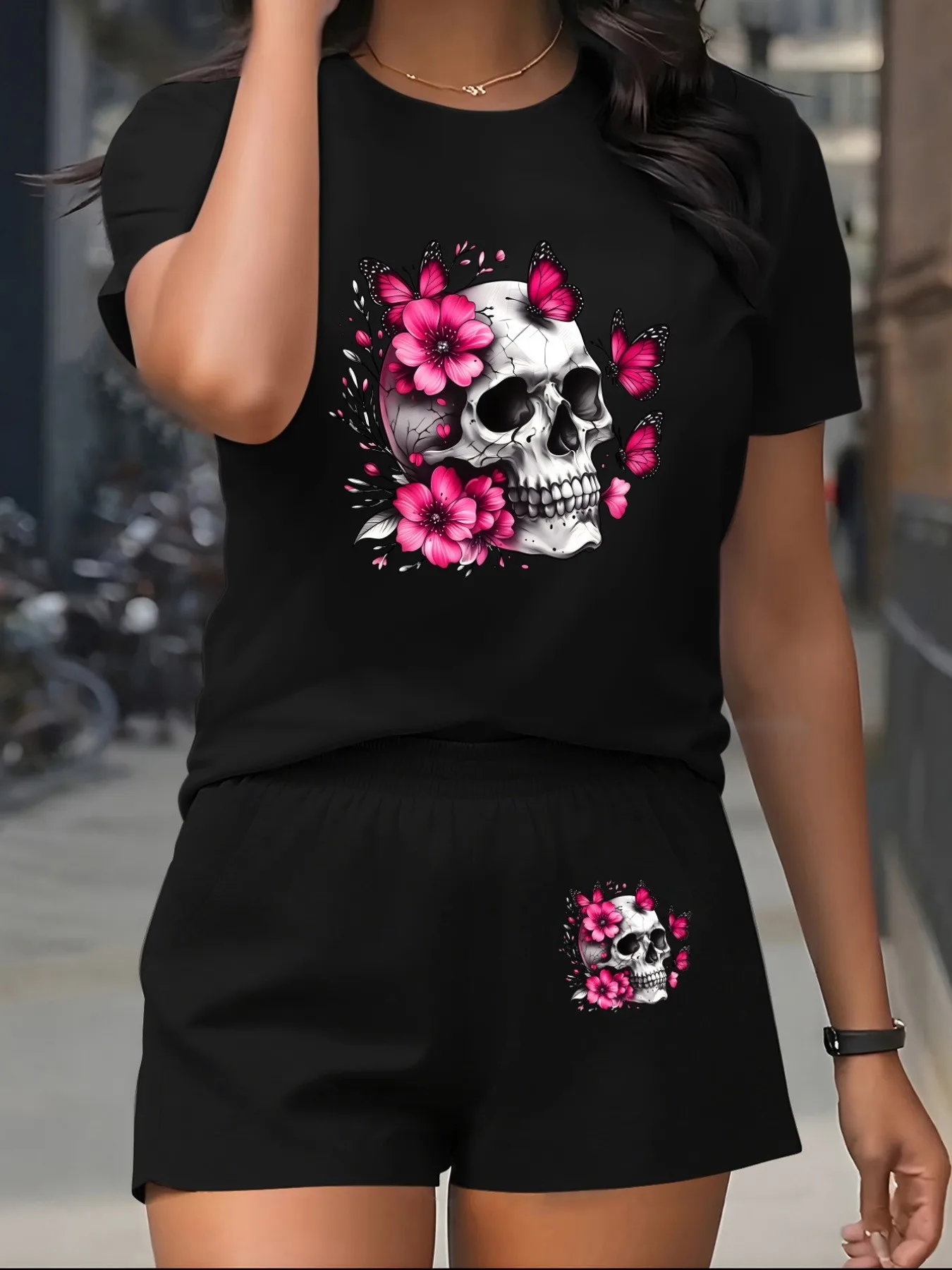 Summer women's outfit with skull pattern lightweight and breathable suitable for casual roller skating hip-hop streetwear
