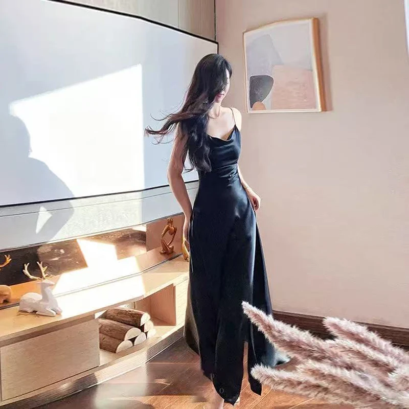 Abito camis con spacco nero Abito estivo da donna sexy senza schienale con spalline Abito longuette Y2K Elegante raso senza maniche Abiti da notte per feste