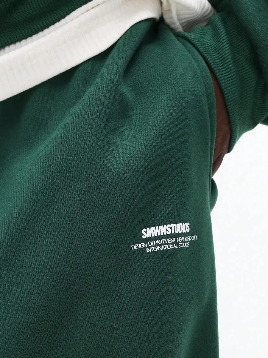 

Men Hooded Sweatshirt And Sweatpants Co-Ord Set Winter Casual Wear