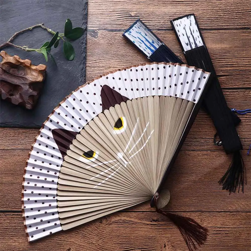1 pcs Quality Handmade Cat Patterns Cartoon Bamboo Wooden Folding Fan Home Decoration Silk Fan Fan Crafts