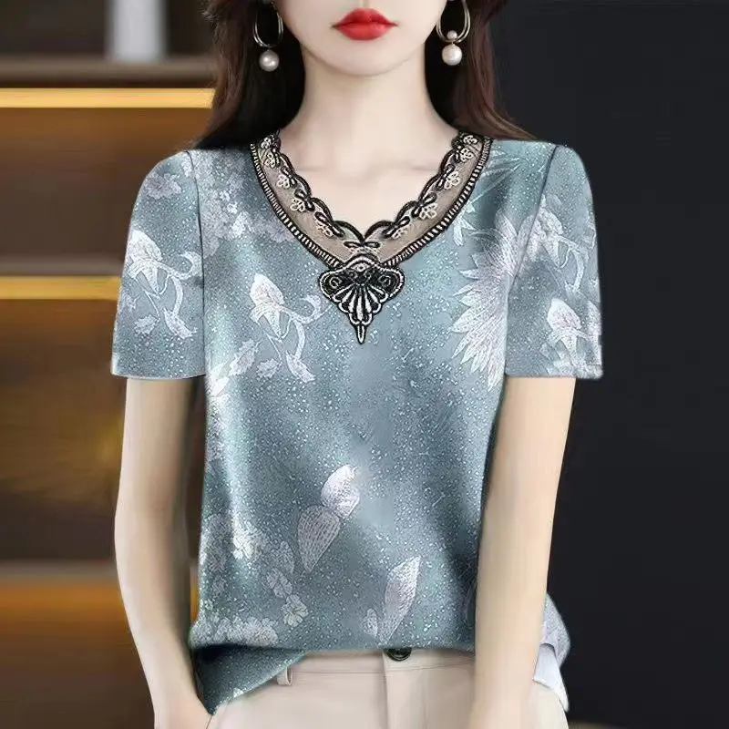 Summer Fashion Lace Hollow Out T-shirt Female Clothing V-Neck Straight Vintage Embroidery Casual Printed Short Sleeve Pullovers