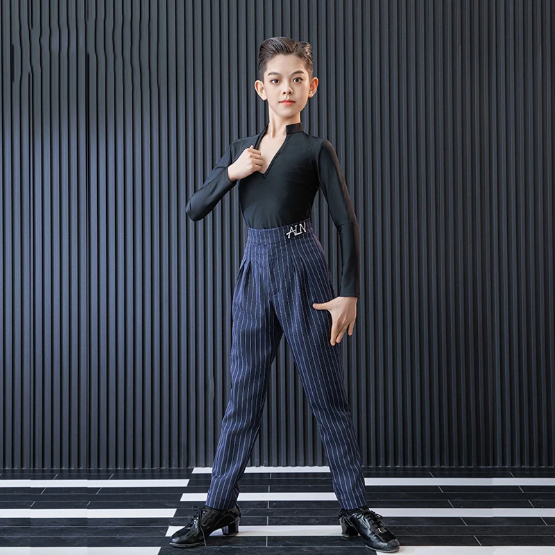 2025 enfants tenues de spectacle de danse latine pour garçons hauts noirs pantalons à rayures costume Samba Chacha Costumes de danse latine DQS19562