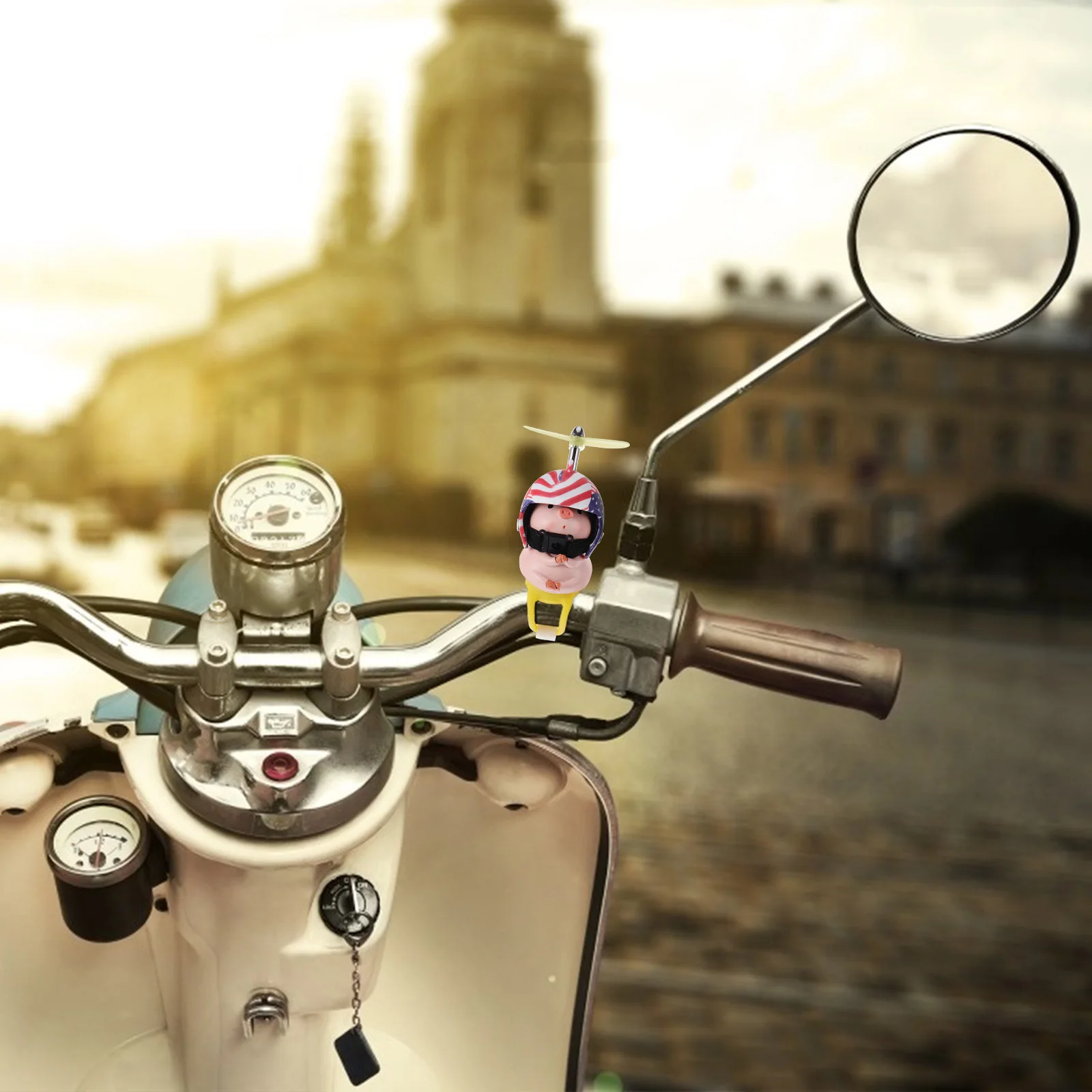 

Car Pig Decor Small Cute Piggy Car Ornament for Dashboard Desktop Home Decor Kids Room Bedroom Vehicle Accessory Random Style