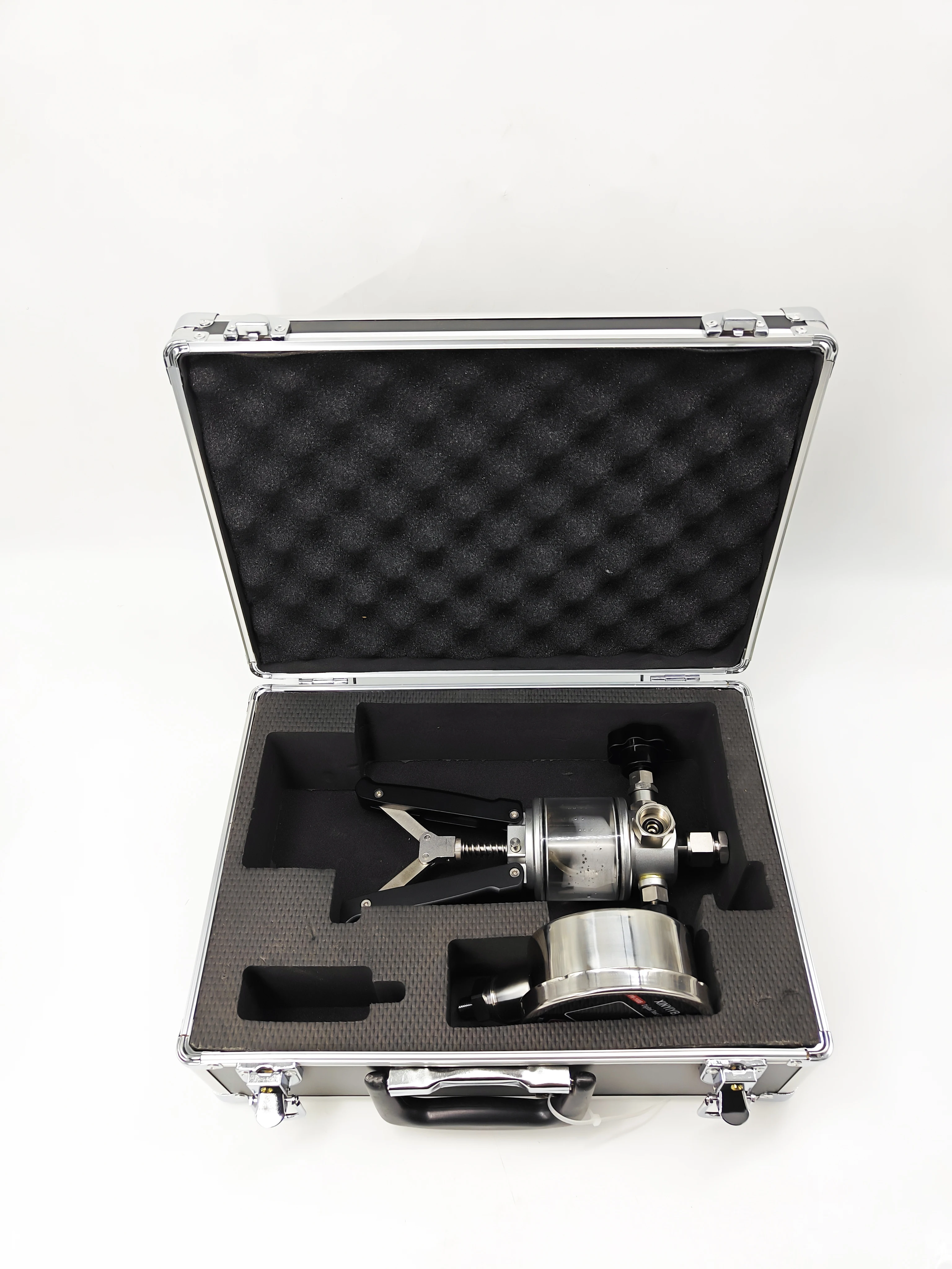 

Ручной калибратор давления Портативный ручной насос 700 бар Манометр из нержавеющей стали