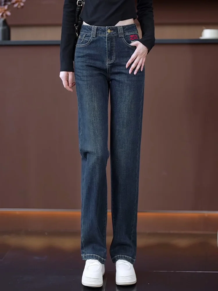 

Ретро джинсы с вышивкой, широкие штанины, высокая талия, свободный крой, утепленные флисом, прямой силуэт, повседневные, с эффектом похудения