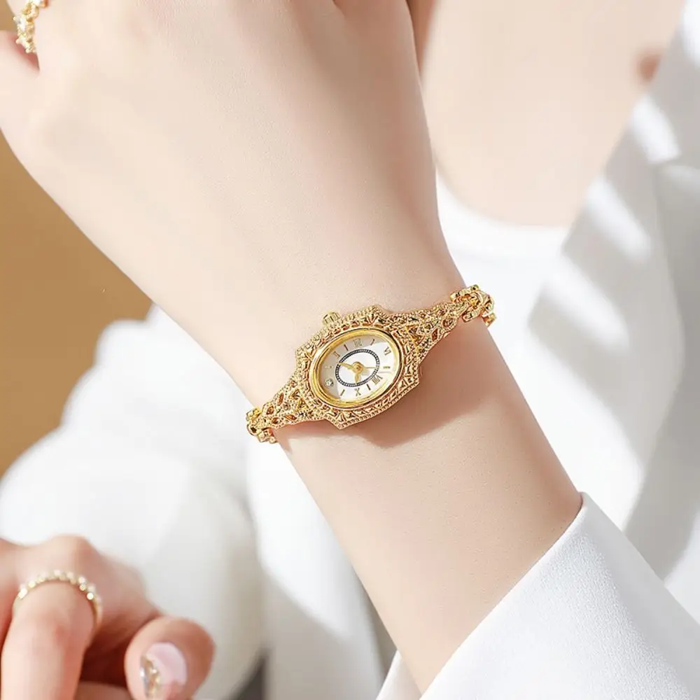 Minimalist Vintage Ladies Watch Luxury Exquisite Quartz Watch Elegant Small Dial Fashion Wristwatch Student