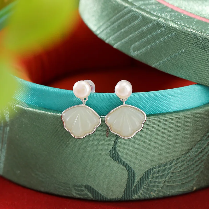 S925 Sterling Silver Hetian Jade Freshwater Pearl Elegant , Fashionable And Stylish Earrings